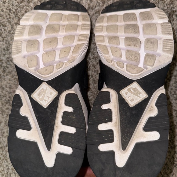 NIKE Huaraches City Multicolor - Picture 8 of 9